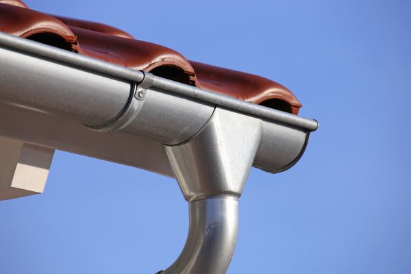 Steel Gutters Service in Advance