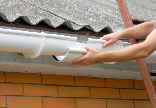 Gutter Hanging in Advance